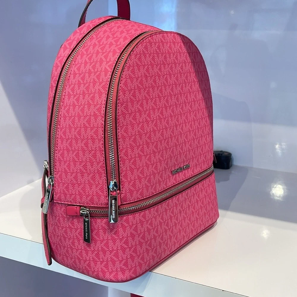 Michael Kors Rhea Medium Signature Logo Backpack
Dragonfruit
NWT - Picture 15 of 16
